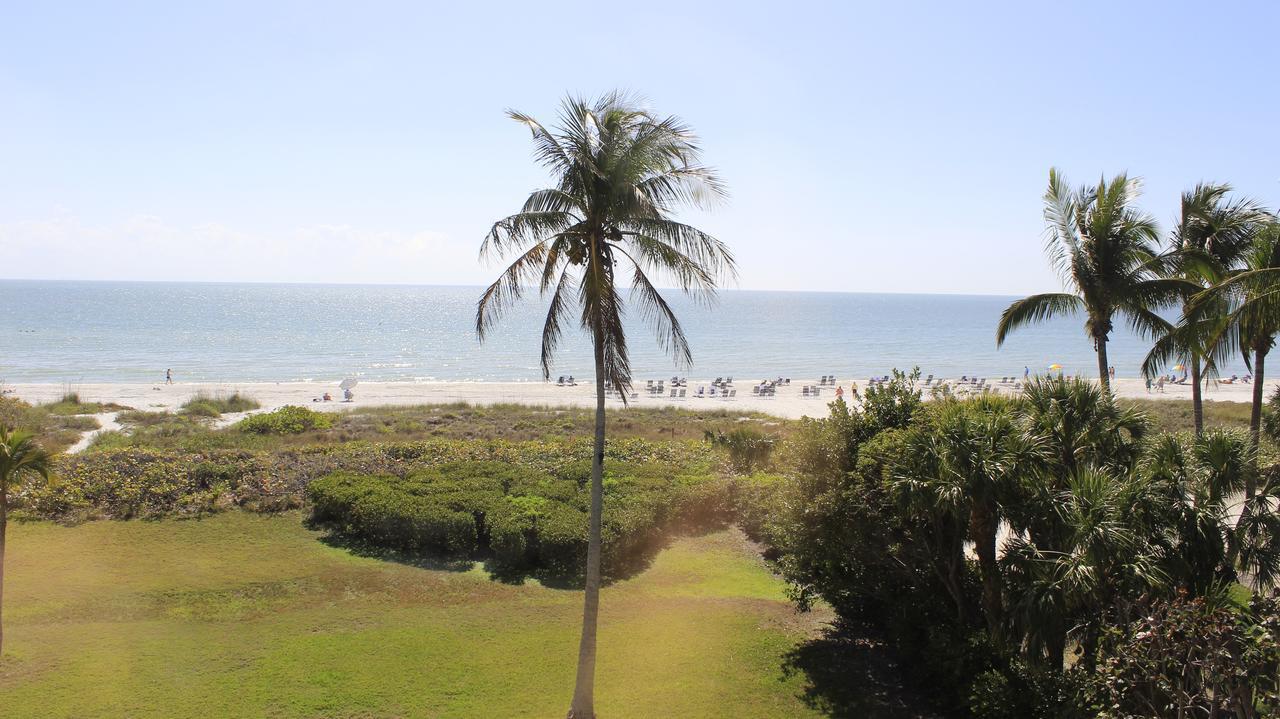 Pelicans Roost Gulf Front Hotel Sanibel Exterior photo